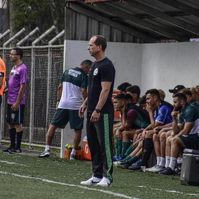 Técnico Adaílton Bolzan comanda equipe do Juventude na Copa São Paulo 2024.<!-- NICAID(15649111) -->