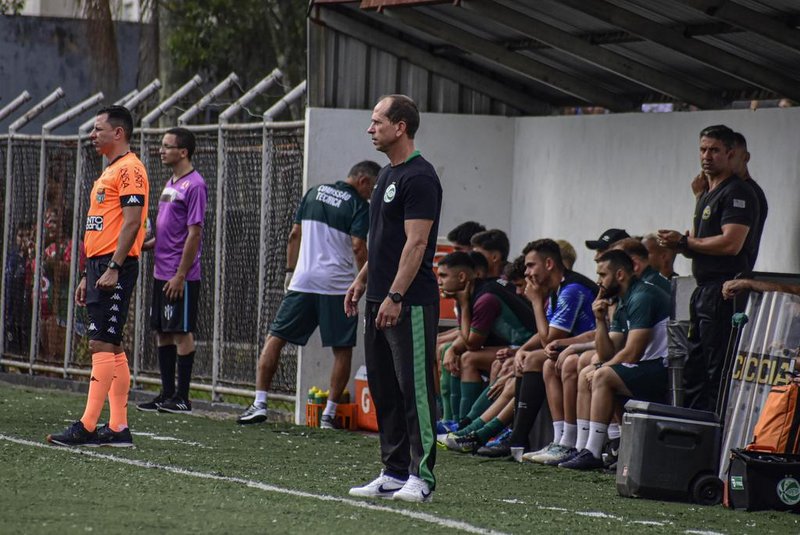 Técnico Adaílton Bolzan comanda equipe do Juventude na Copa São Paulo 2024.<!-- NICAID(15649111) -->