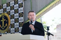 um dos alvos da operação é o prefeito da cidade, Eduardo Siqueira Campos (Podemos). Não foi detalhada, porém, a partição dele no esquema. <!-- NICAID(16048935) -->