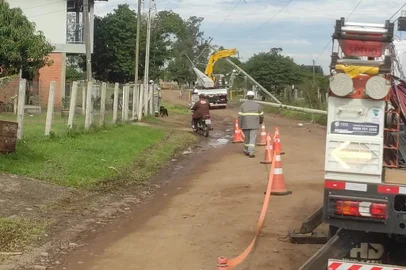 CEEE Equatorial realiza serviço em Santo Antônio da Patrulha.<!-- NICAID(15461501) -->