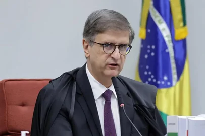 Rosinei Coutinho / STF PGR envia parecer contra pedido de revisão criminal de bolsonaro<!-- NICAID(16308150) -->