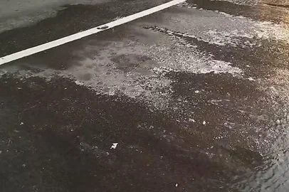Gelo na pista: como o frio intenso causou acidentes em Caxias do Sul e o que explica o fenômeno<!-- NICAID(16066063) -->