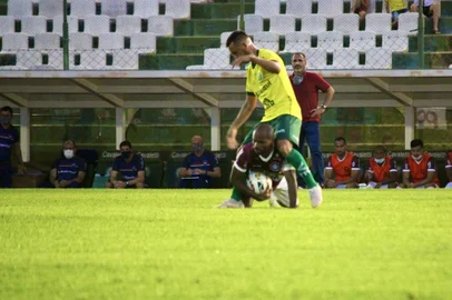 Ypiranga e Caxias se enfrentaram em Erechim, no Estádio Colosso da Lagoa, pela 10ª rodada do Campeonato Gaúcho.<!-- NICAID(15034027) -->