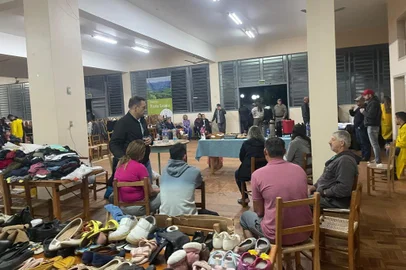 salão comunitário onde as famílias vão ser abrigadas em Faria Lemos<!-- NICAID(15750541) -->