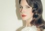 Lana Del Rey muda o nome de seu novo álbum e adia lançamento, saiba mais