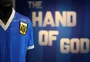 Camisa de Maradona no gol da "mão de Deus" é leiloada por R$ 44,3 milhões; filha contesta originalidade da peça