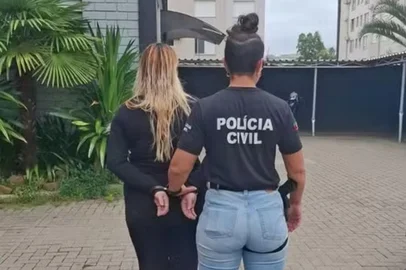 Uma mulher de 33 anos foi presa preventivamente pela Polícia Civil na segunda-feira (9), em Gravataí, na Região Metropolitana de Porto Alegre, por suspeita de maus-tratos contra a filha, uma criança de 3 anos. O nome da mulher não foi divulgado pela polícia.<!-- NICAID(16241884) -->