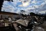 Empresa contratada pela prefeitura de Porto Alegre para recolher entulho de depósitos temporários desiste de prestar o serviço