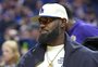LeBron James "engana" fãs e não anuncia aposentadoria da NBA