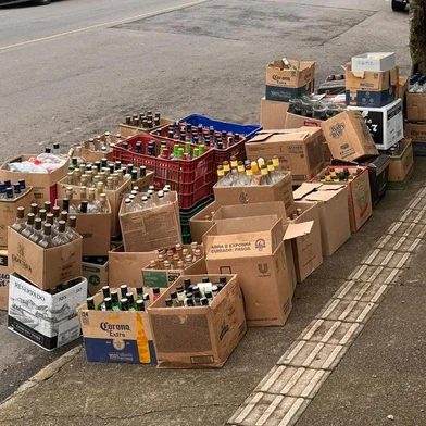 Homem que produzia bebidas adulteradas há 30 anos, é preso em Bento Gonçalves<!-- NICAID(15836525) -->