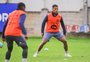 Caxias busca renovar o contrato com volante Cuibá