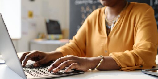Tecnologia e soft skills: entenda as tendências do mercado de trabalho para 2025