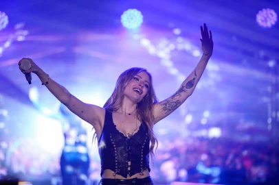 Show de Luísa Sonza em Tuparendi.Desde que se projetou nacionalmente em sua carreira solo, artista ainda não havia se apresentado na cidade onde viveu até os 17 anos.Fotos: Duda Fortes/Agência RBS<!-- NICAID(15860810) -->