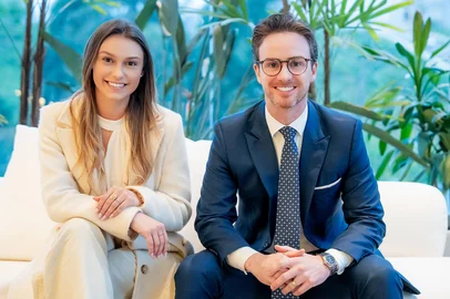 Daniele Milani e Rafael Oss Emer, sócios da Dara Imobiliária Boutique, de Caxias do Sul. <!-- NICAID(16382954) -->
