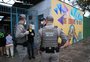 Homem foi morto a tiros na zona sul de Porto Alegre por estar em área de facção rival, diz polícia