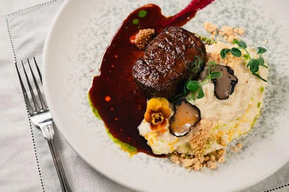 Hotel Sofistic, em Gramado. No térreo dele, o Alma Gastro Bar<!-- NICAID(16179110) -->