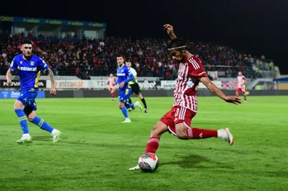 Gustavo Scarpa, meia-atacante do Olympiacos, da Grécia. Jogador é alvo do Inter para 2023<!-- NICAID(15613365) -->