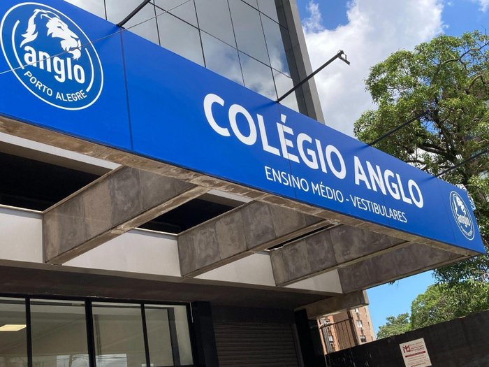 Divulgação Colégio Anglo Divulgação Colégio Anglo