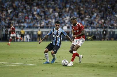PORTO ALEGRE, RS, BRASIL, 08/03/2025- Gre-Nal 445: Grêmio e Inter se enfrentam pelo jogo de ida da final do Gauchão na Arena.  Foto: André Ávila / Agencia RBSIndexador: Andre Avila<!-- NICAID(15991520) -->