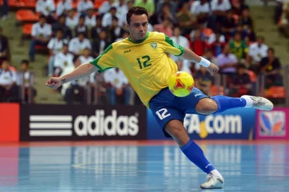 Eleito seis vezes o melhor do mundo, Falcão participará de jogo comemorativo em Caxias do Sul<!-- NICAID(15861776) -->