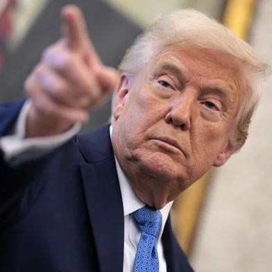 WASHINGTON, DC - APRIL 22: U.S. President Donald Trump delivers remarks during the swearing-in ceremony for Securities and Exchange Commission Chairman Paul Atkins in the Oval Office at the White House on April 22, 2025 in Washington, DC. Having previously served as a commissioner at the SEC under President George W. Bush, Atkins is free-market, pro-business conservative and is expected to take a lighter regulatory touch on crypto and other digital assets.   Chip Somodevilla/Getty Images/AFP (Photo by CHIP SOMODEVILLA / GETTY IMAGES NORTH AMERICA / Getty Images via AFP)<!-- NICAID(16022120) -->