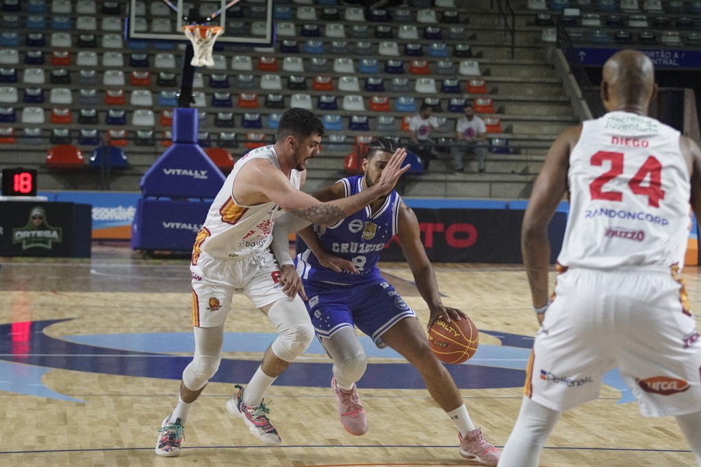 Basquete: Cruzeiro participará de torneio preparatório com equipes do NBB