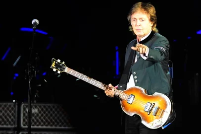 PORTO ALEGRE, RS, BRASIL - 13/10/2017 - Paul McCartney faz show no estádio Beira-Rio em Porto Alegre. (Lauro Alves/Agência RBS)<!-- NICAID(13208877) -->
