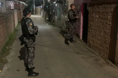 Operações Brigada Militar e Polícia Civil bairro Cascata homicídio irmãos Marina e João Francisco Maciel. Brigada Militar/Divulgação<!-- NICAID(15415694) -->