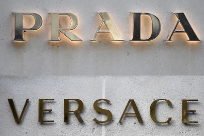 10/04/2025: Grupo Prada compra a grife Versace