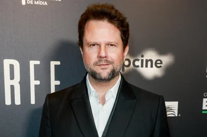 2024 Hollywood Brazil Film Festival Opening Night Gala Premiere Of "I'm Still Here"LOS ANGELES, CALIFORNIA - OCTOBER 29: Selton Mello attends the 2024 Hollywood Brazil Film Festival opening night gala premiere of "I'm Still Here" at Academy Museum of Motion Pictures on October 29, 2024 in Los Angeles, California.   Matt Winkelmeyer/Getty Images/AFP (Photo by Matt Winkelmeyer / GETTY IMAGES NORTH AMERICA / Getty Images via AFP)Editoria: ACELocal: Los AngelesIndexador: MATT WINKELMEYERSecao: celebrityFonte: GETTY IMAGES NORTH AMERICAFotógrafo: CONTRIBUTOR<!-- NICAID(15907106) -->