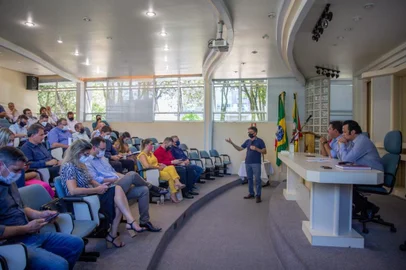 Municípios da Serra pedirão ao Estado fim do uso obrigatório de máscaras ao ar livre<!-- NICAID(15032925) -->