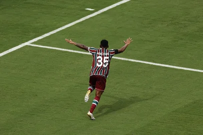 ORLANDO, FLORIDA - JULY 04: Hercules #35 of Fluminense FC celebrates scoring his team's second goal during the FIFA Club World Cup 2025 quarter final match between Fluminense FC and Al Hilal at Camping World Stadium on July 04, 2025 in Orlando, Florida.   Michael Reaves/Getty Images/AFP (Photo by Michael Reaves / GETTY IMAGES NORTH AMERICA / Getty Images via AFP)<!-- NICAID(16075562) -->