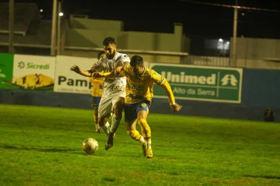 Glória x Pelotas - jogo de volta das quartas de final da Divisão de Acesso 2024, em Vacaria<!-- NICAID(15817011) -->