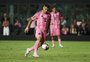 Suárez marca de cavadinha e faz comemoração que lembra celebração de Braithwaite; entenda