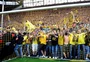 Da “guilhotina” ao bicampeonato: como o Borussia Dortmund cortou gastos,
apostou em jovens e evitou a falência