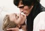 "O Morro dos Ventos Uivantes": trailer da adaptação com Margot Robbie e Jacob Elordi divide opiniões