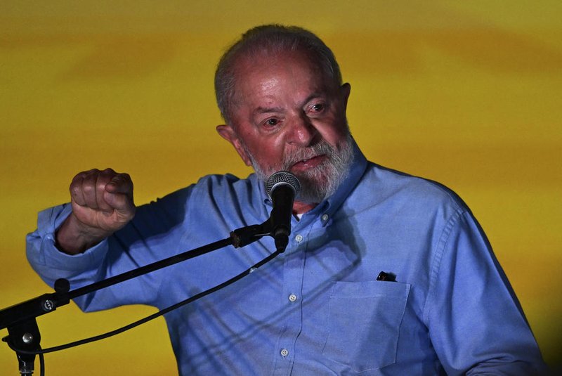 Brazil's President Luiz Inacio Lula da Silva delivers a speech during the launching ceremony of a Petrobras cultural investment project at the Modern Art Museum in Rio de Janeiro, Brazil on February 23, 2024. (Photo by Pablo PORCIUNCULA / AFP)<!-- NICAID(15688670) -->