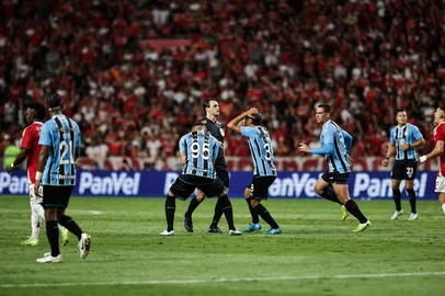 PORTO ALEGRE, RS , BRASIL, 25-01-2026: Internacional x Grêmio, clássico GRE-NAL número 449, válido pela quinta rodada do Gauchão 2026, realizado no estádio Beira-Rio. Foto: Renan Mattos/Agência RBS<!-- NICAID(16211427) -->