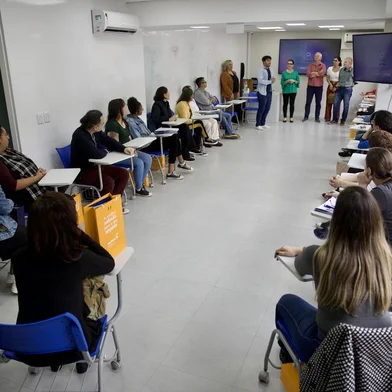Porto Alegre, RS, Brasil - Curso de Formação vendedores profissionais em no Sindilojas para o Mercado em Geral.  FOTO: JEFFERSON BOTEGA, AGÊNCIA RBS<!-- NICAID(15577752) -->