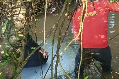 Mulher é encontrada morta após chuvarada em Terra de Areia, no Litoral Norte. Ela teria tentado atravessar área de cheia com carro<!-- NICAID(15368207) -->