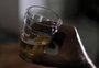Por que decidi falar sobre o meu alcoolismo