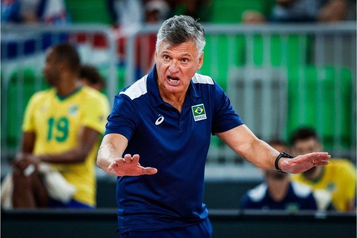 Renan Dal Zotto comemora vitória e fala em alguns ajustes a fazer para a  sequência do Mundial de vôlei