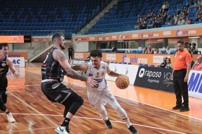 São José x Caxias Basquete pelo NBB em São Paulo.<!-- NICAID(15923632) -->