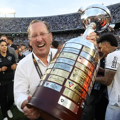 John Textor. Atletico MG x Botafogo pela final da Libertadores no Estadio Monumental de Nunez. 30 de Novembro de 2024, Buenos Aires, Argentina. Foto: Vitor Silva/Botafogo. Imagem protegida pela Lei do Direito Autoral Nº 9.610, DE 19 DE FEVEREIRO DE 1998. Sendo proibido qualquer uso comercial, remunerado e manipulacao/alteracao da obra.<!-- NICAID(16061525) -->