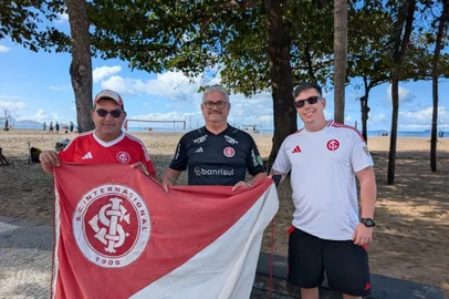 José Carlos Rangel, Enisio Nunes Silva e Andrey Silva - Torcedores do Inter no Rio