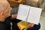 Victor Casas de Mendonça, de 88 anos, se prepara para formatura em Matemática - Foto: RBS TV/Agência RBS<!-- NICAID(15597267) -->