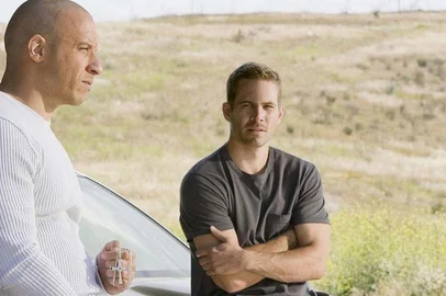 #PÁGINA 05Filme Velozes e Furiosos 4 / Atores: Vin Diesel and Paul Walker Fonte: Divulgação