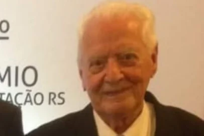 Frederico Beherends<!-- NICAID(16234431) -->