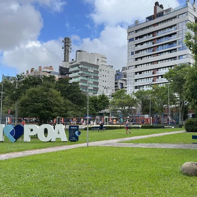 Praça da Encol, em Porto Alegre, em março de 2025.<!-- NICAID(15998484) -->