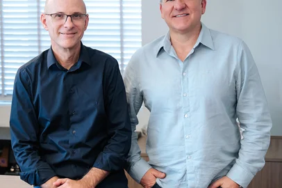 Fullsoft, dos sócios-diretores Charles Chinellato e Evandro Paulo Bombana, completa 25 anos.<!-- NICAID(16183282) -->